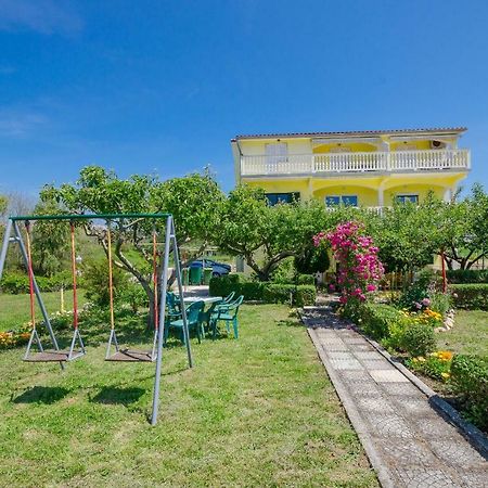 Apartments Boza Lopar Luaran gambar