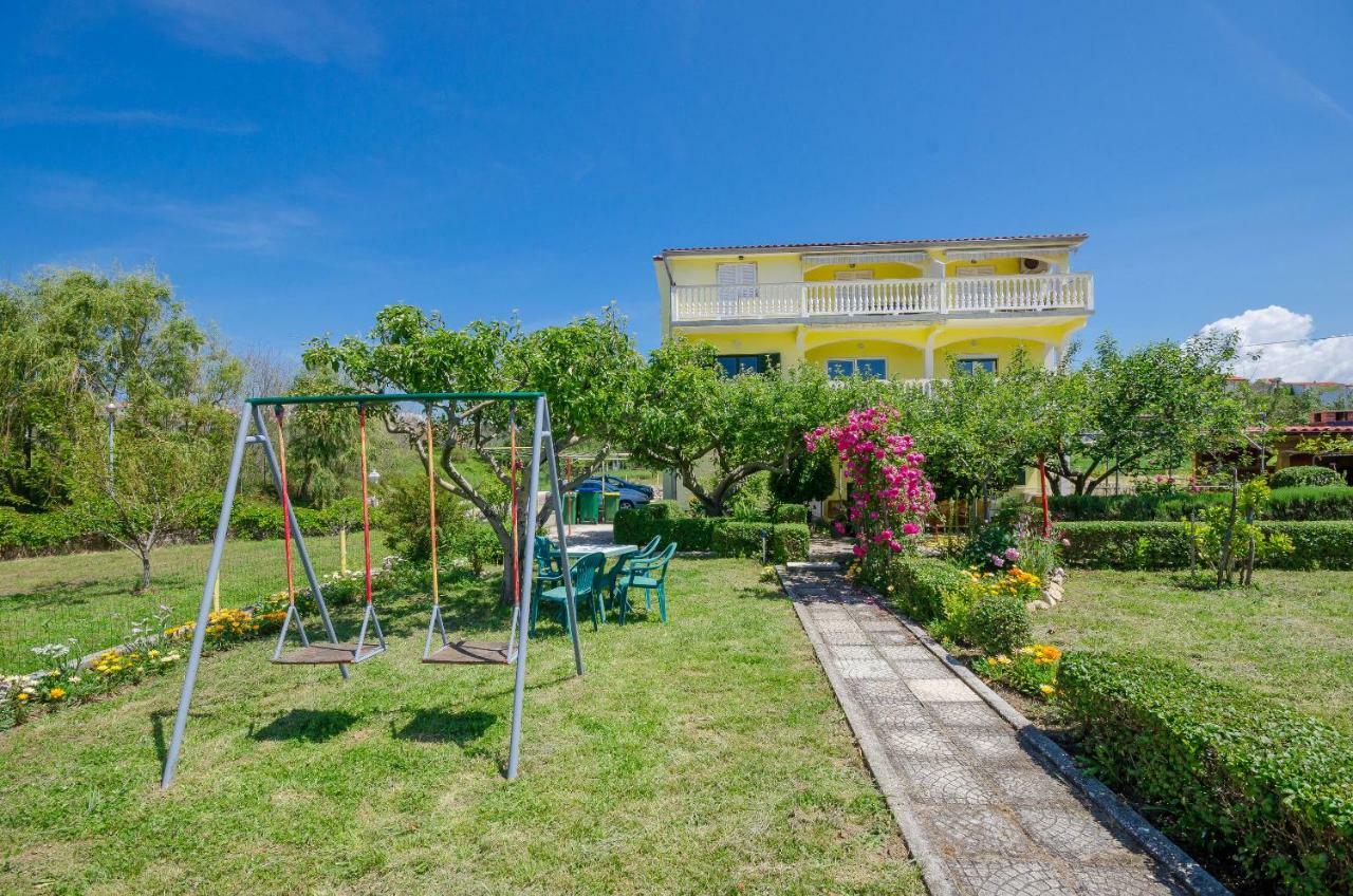 Apartments Boza Lopar Luaran gambar
