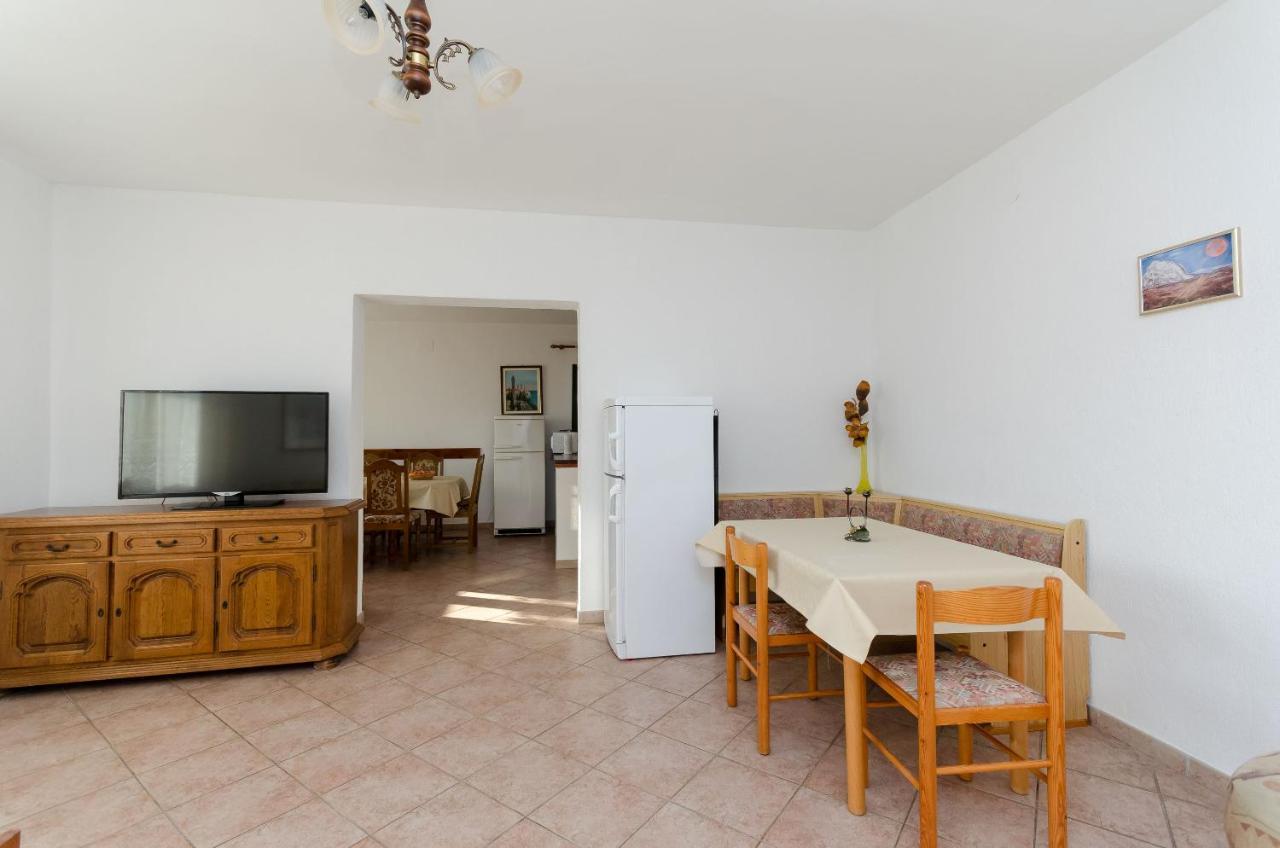 Apartments Boza Lopar Luaran gambar
